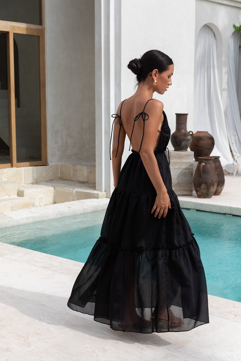 Dance In The Dark Halter Maxi Dress Black Size S from Hello Molly