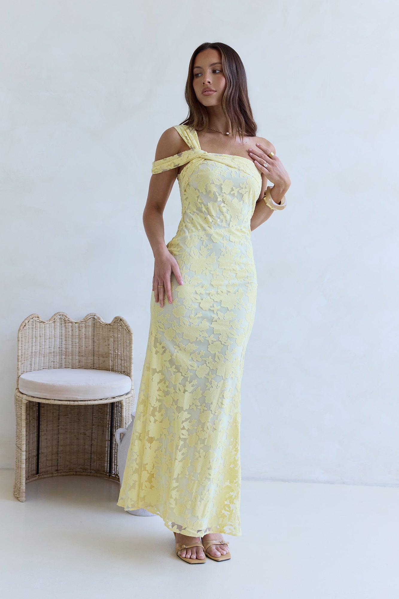 Illusion Of The Sun One Shoulder Maxi Dress Yellow Size M Illusion Of The Sun One Shoulder Maxi Dress Yellow Size M