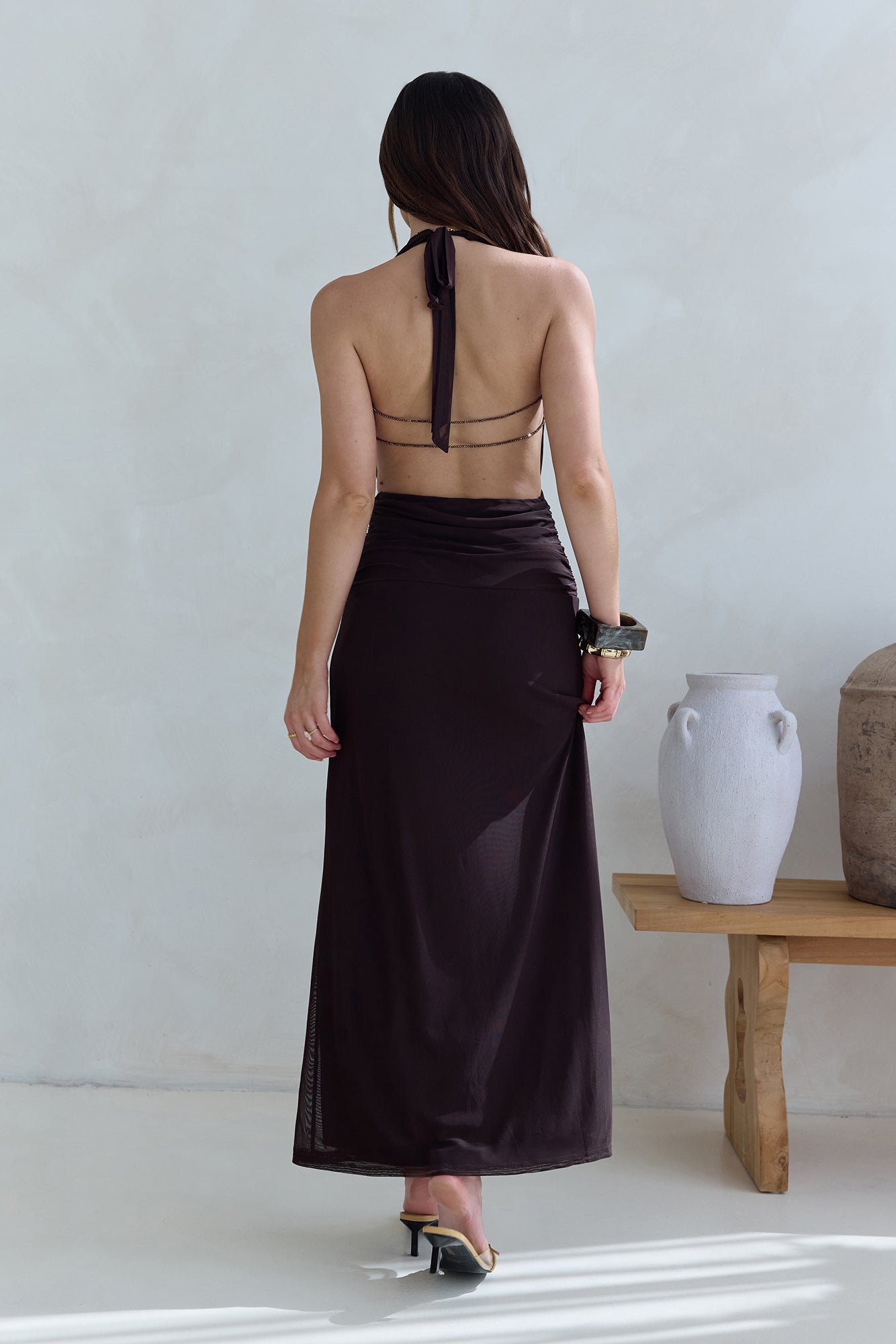 make a halter dress How to make this halter neck dress with ruffles and gathers #diy #illustration #tutorial