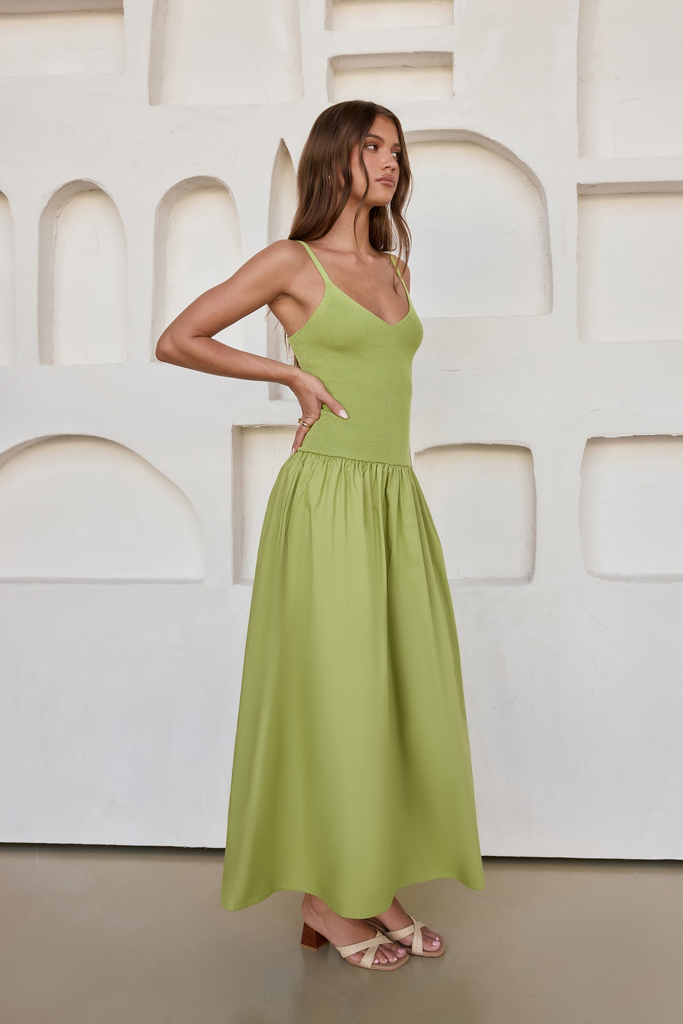 Chasing Pavements Maxi Dress Green Size L Chasing Pavements Maxi Dress Green Size L
