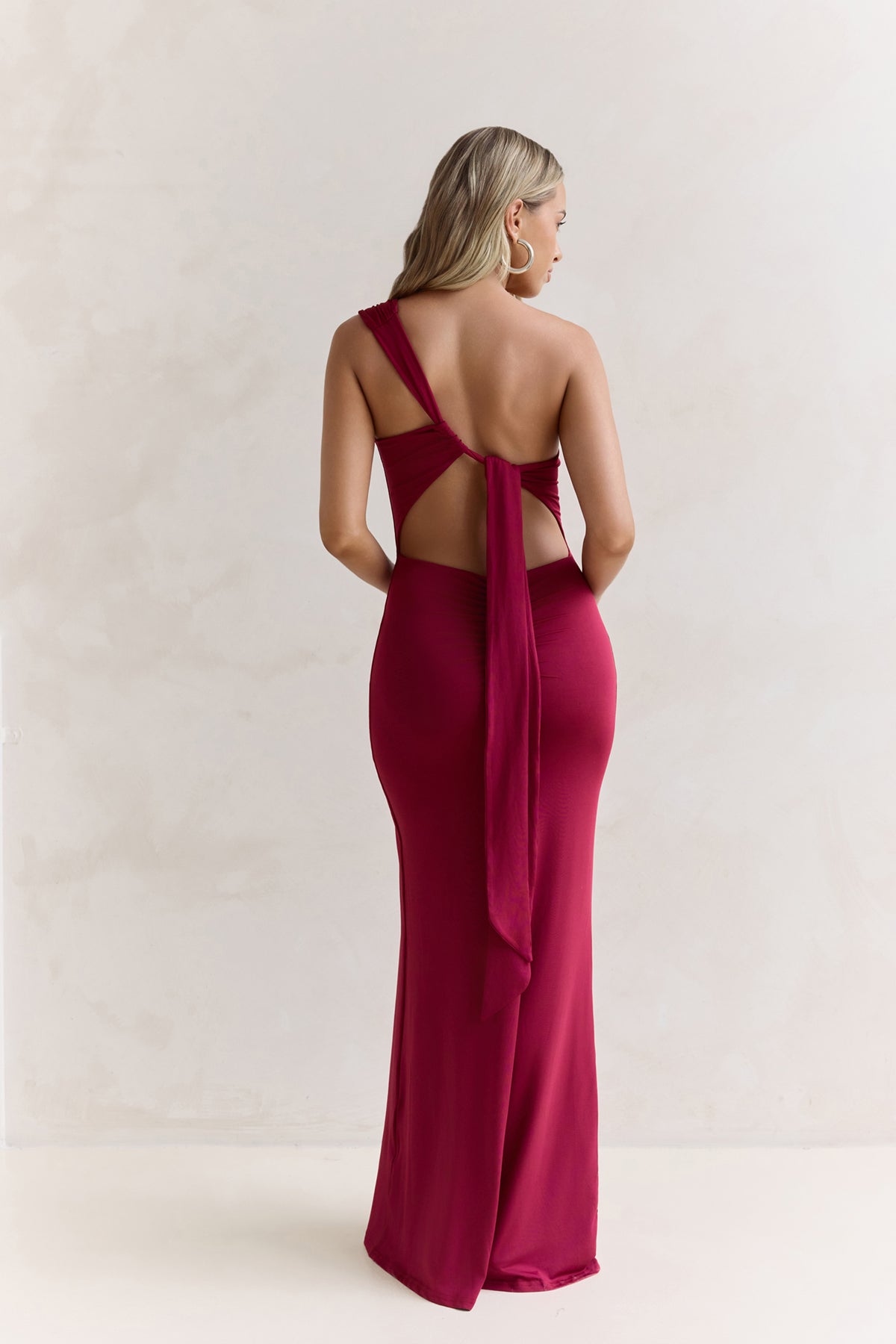 rare beauty burgundy backless maxi dress Fortunate One Dimension:34.5x22.5x12.5 Valentine's Day Florence Mini Dress 3XL gently skimming the body
