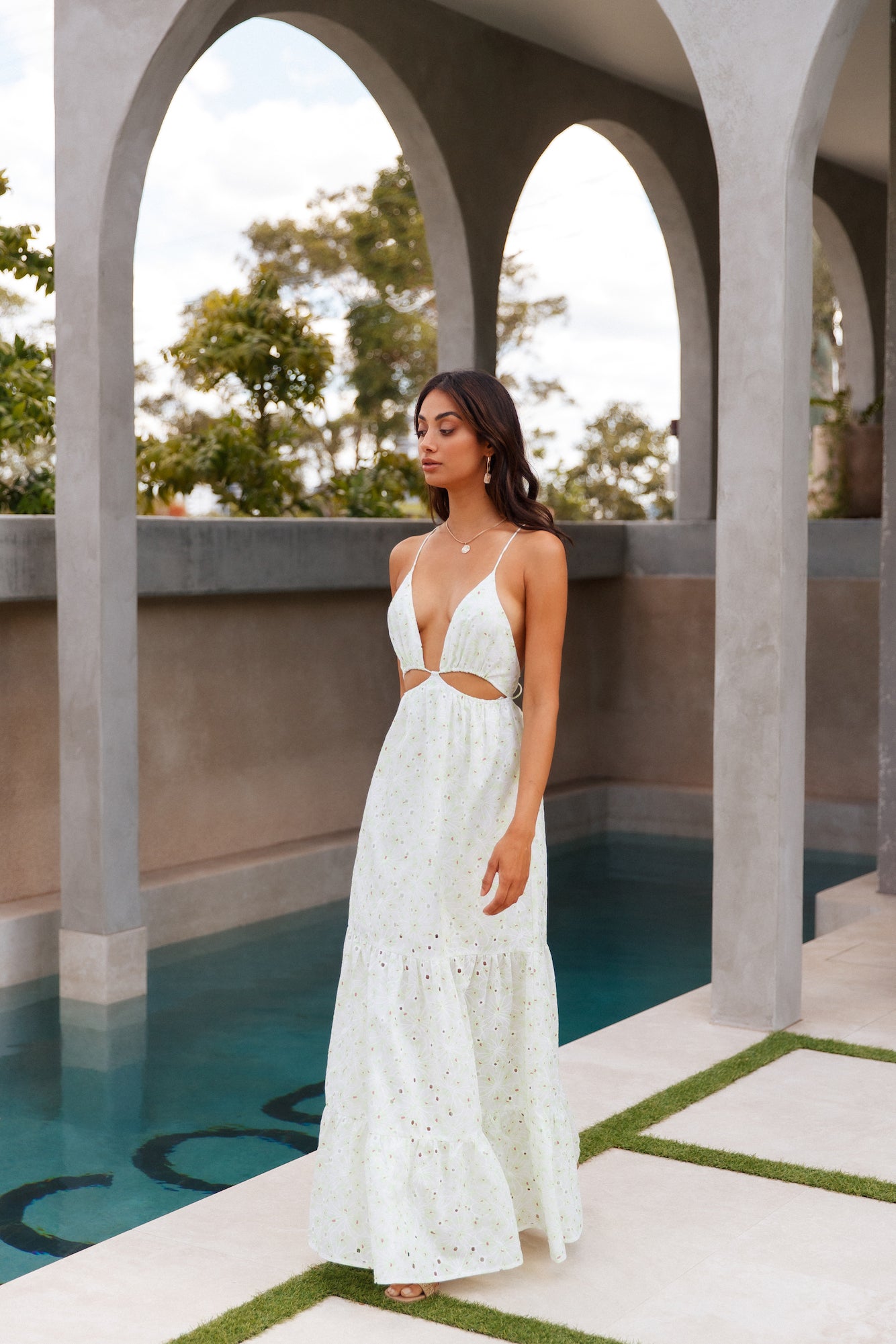 Flowy Lace Dresses: White & Maxi Styles | Fortunate One Flowy Lace Dresses: White & Maxi Styles | Fortunate One