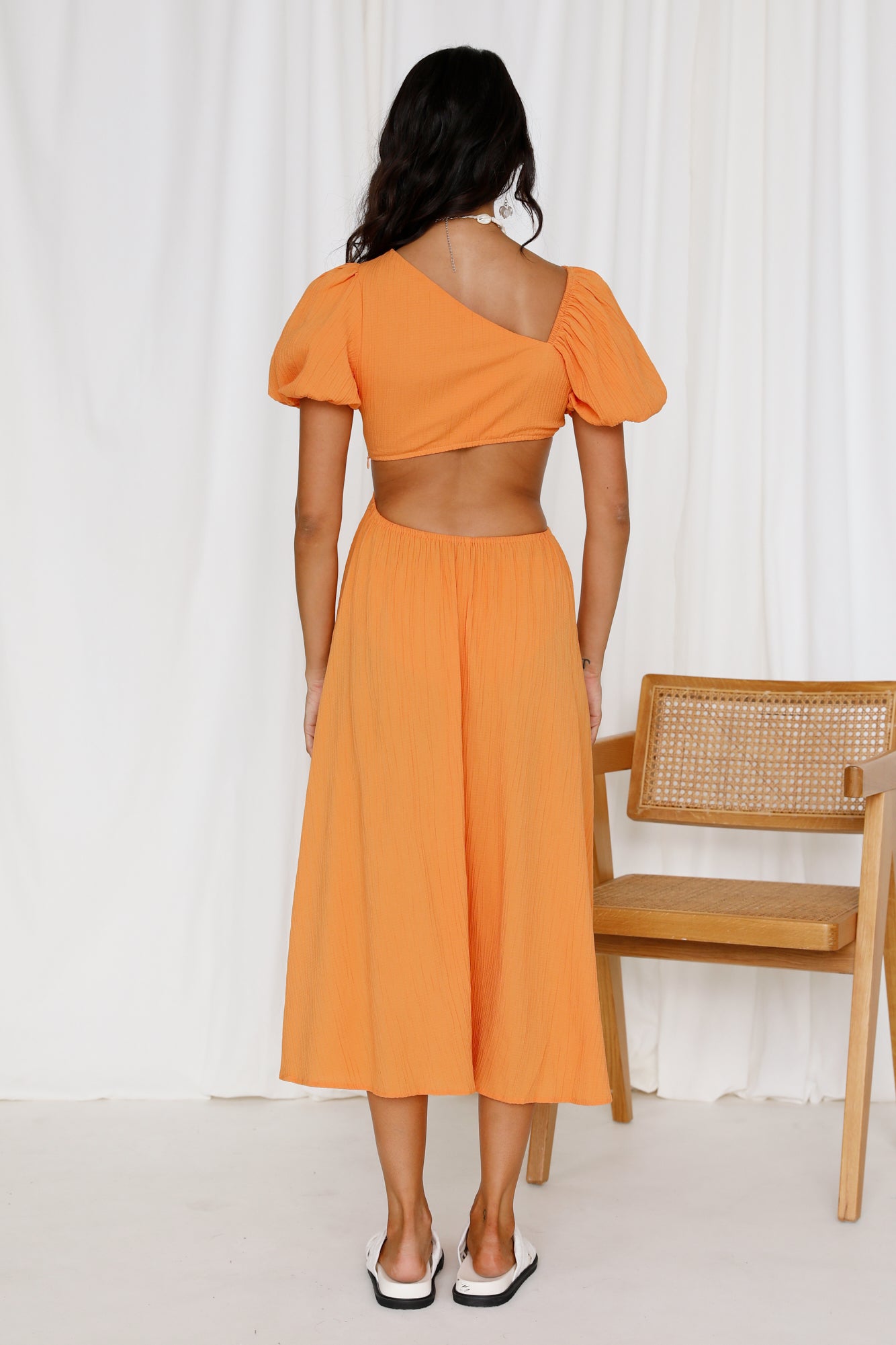jasmine orange dress Never thought in my life I'd be joining the orangey club plot twist of the year Dress: @wearmine.official Flowers: @gifte.id