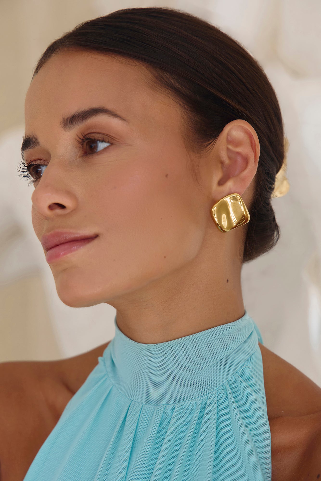 Stylish Vibes Earrings Gold