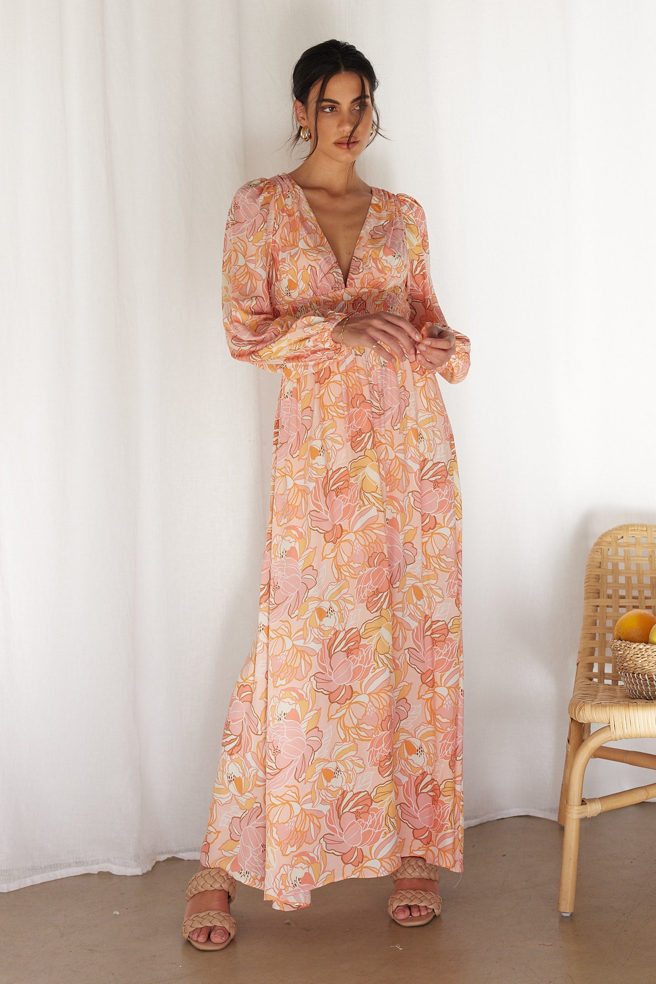 pink dress meaning WHAT IS THE MEANING OF PINK WEDDING DRESS DURING THE WEDDING CEREMONY?